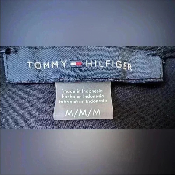 TOMMY HILFIGER Women's Classic Long Sleeve Ruffle Front Blouse Blouse - Midnight - Picture 9 of 11